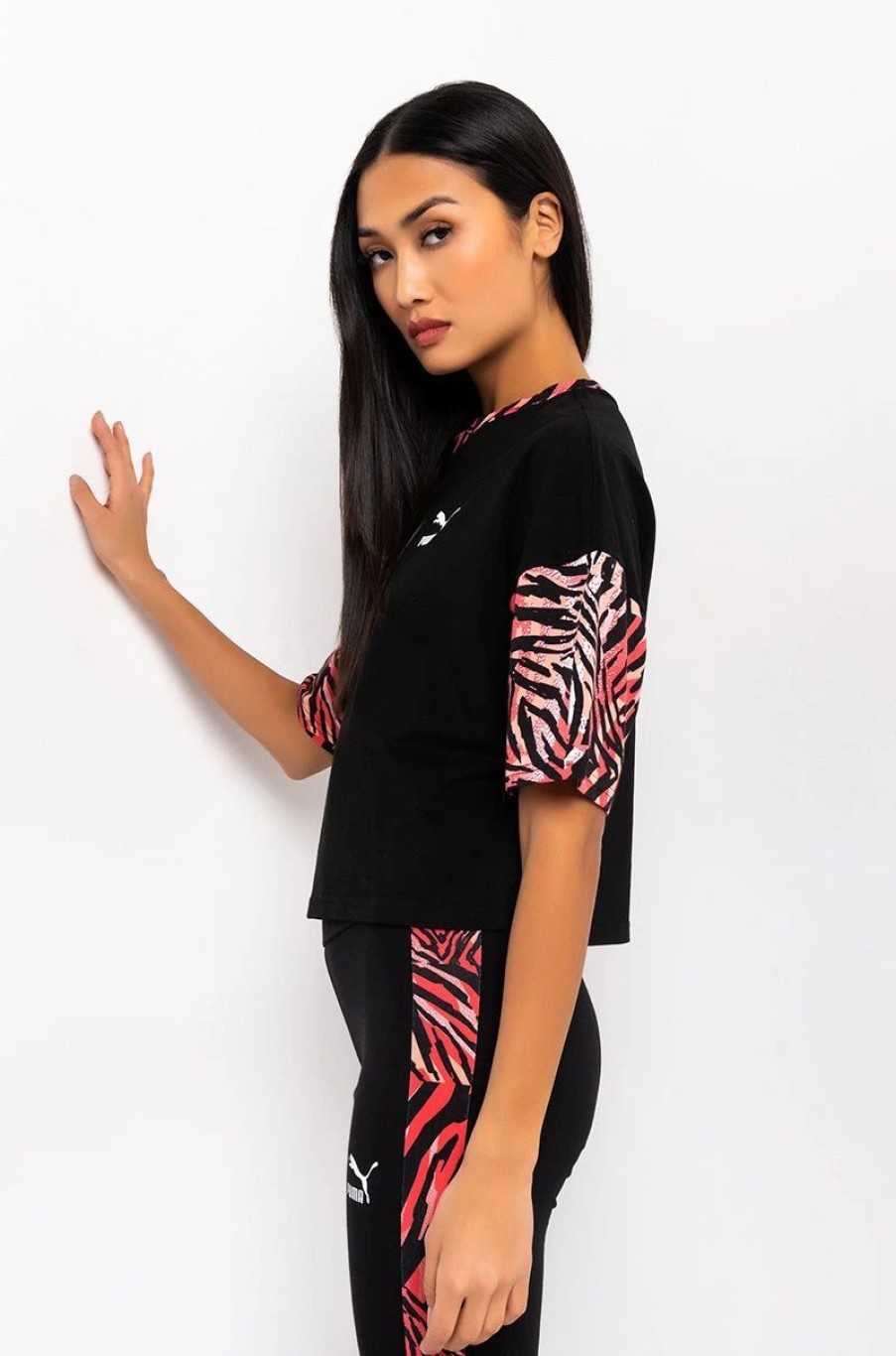 Crop Tops & Bralettes * | Puma Zebra Sleeve Boyfriend Crop Tee Black Multi